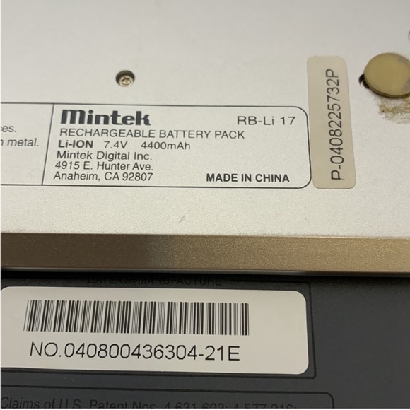 Mintek | 7" TFT Monitor Portable DVD MDP-1770 | DVD
Player | Video Travel Player - Picture 13 of 14